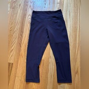 Lululemon crop leggings sz 8